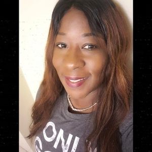 Meet your Posher, Cherryl